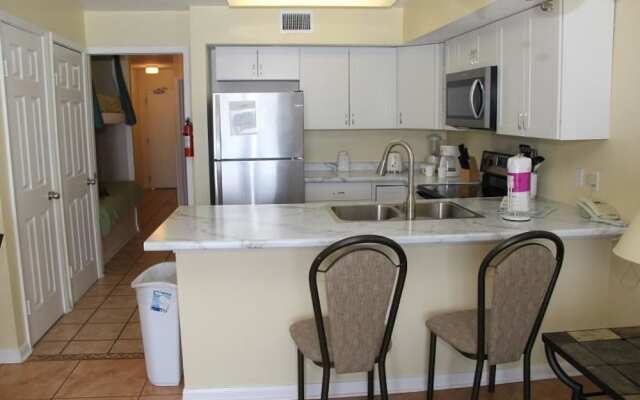 Seacrest 807 by RedAwning