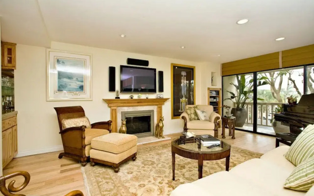 South Sierra Condominium #72131