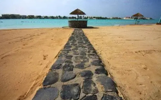 Durrah Beach Resort