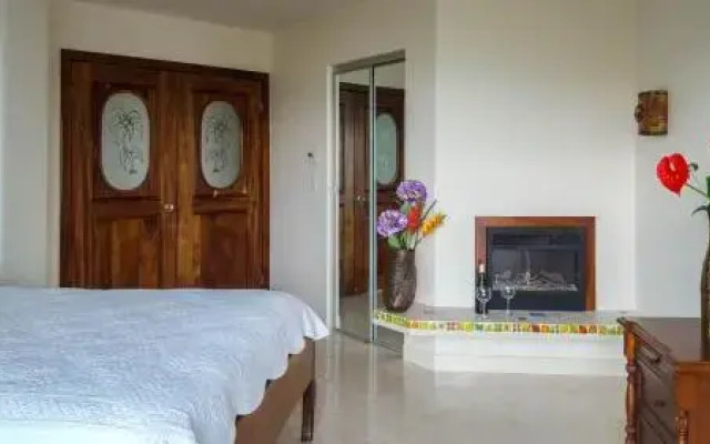 Lake Arenal Condos