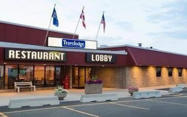 Travelodge Hanna Canada Grey