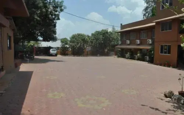 Colonels Hotel