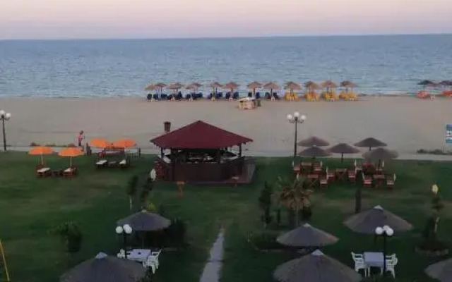 Hotel Akrogiali