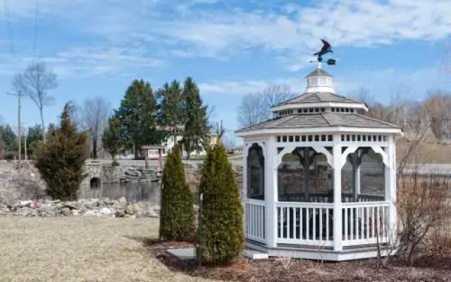 High Point Country Inn