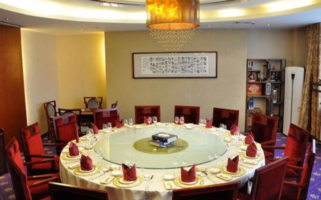 Xuyisizhou Junyue Hotel