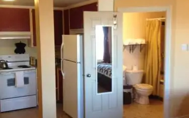 The Artisan Suites