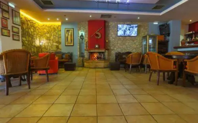 Replay Apartments
