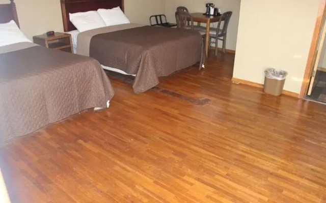 Eastwood Inn Of Wadena