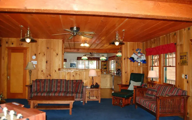 Black Oak Lodge
