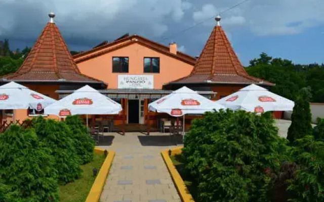Hungária Panzió