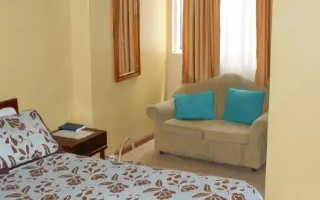 Hotel El Alamo
