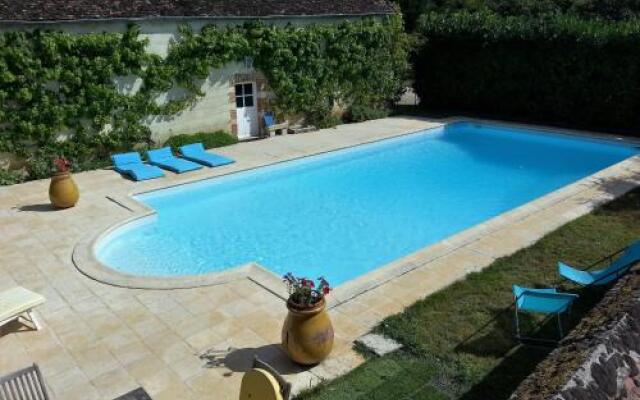 Tourterelle, à proximité de Auxerre et Chablis