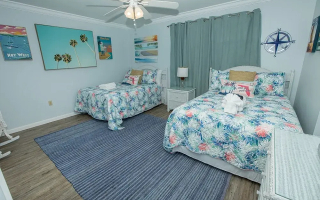 Shoreline Towers 1023 - 2 Br Condo