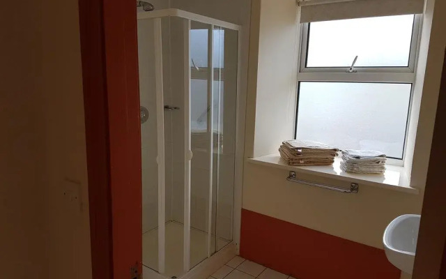 Myles Creek Guesthouse