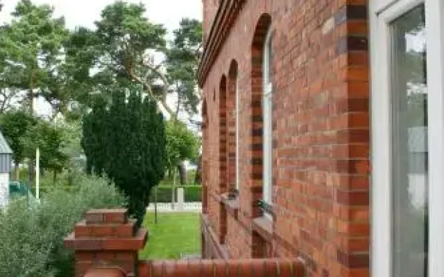 Villa Glückspilz by Schewe
