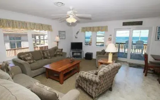 A&M South - 5 Br Home