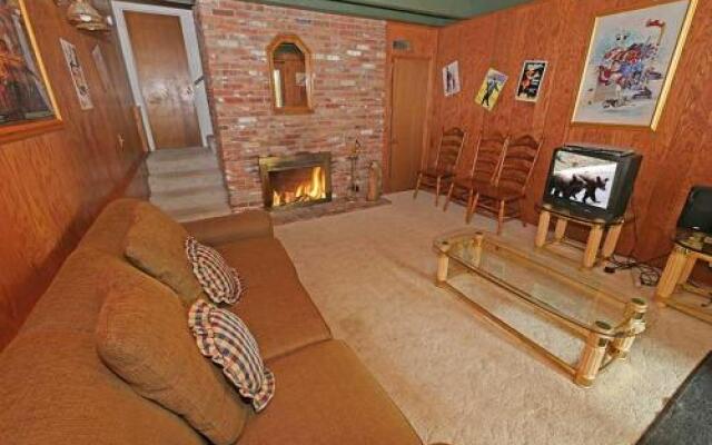 2552 Humboldt by RedAwning