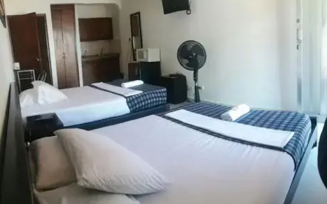 Apartahotel Calasanz Home