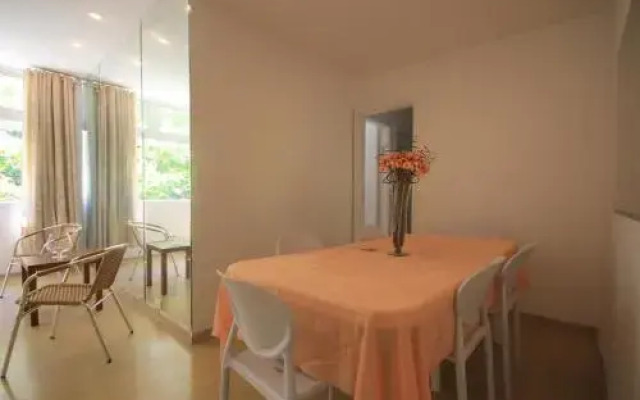 GoHouse Guilhermina 303