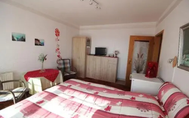 Ferienzimmer Schnell