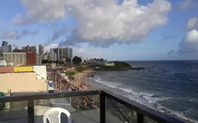 Flat na barra próximo ao Farol