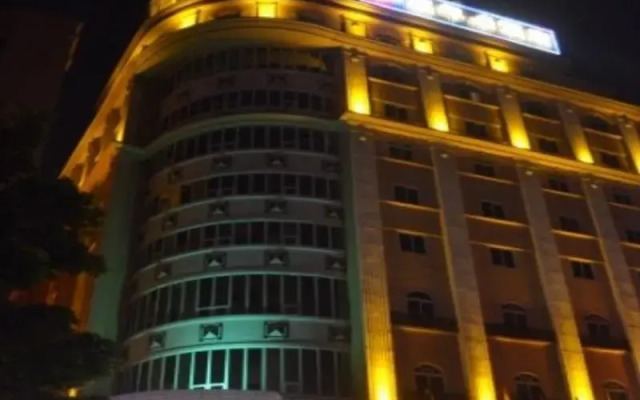 Jia Nian Hua Hotel - Dongguan