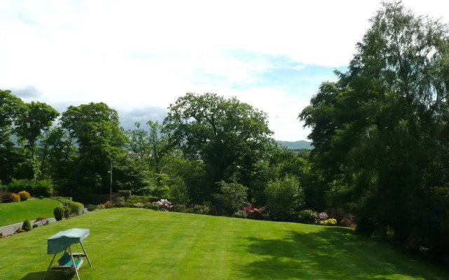 Ditton Lodge Bed and Breakfast