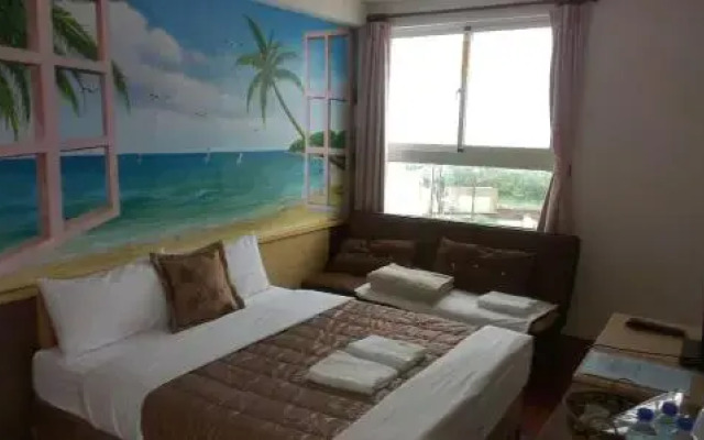 Love With Dolphin B&B
