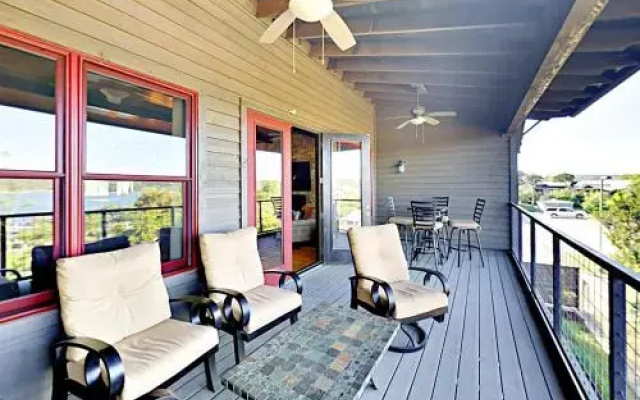 Amenities Grace Lake Travis Villa by RedAwning