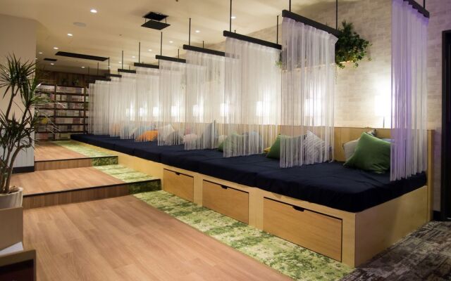 Comics & CapsuleHotel COMICAP kyotoshinkyogoku