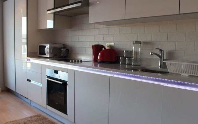 Whitechapel Deluxe Rooms