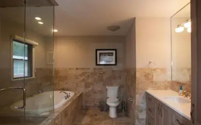 Roanoke 4 Br Home