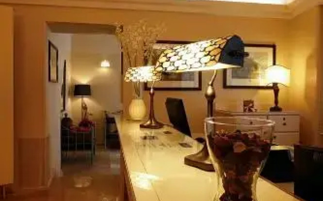 B&B Catillo