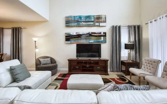 Paradise Palms 2936