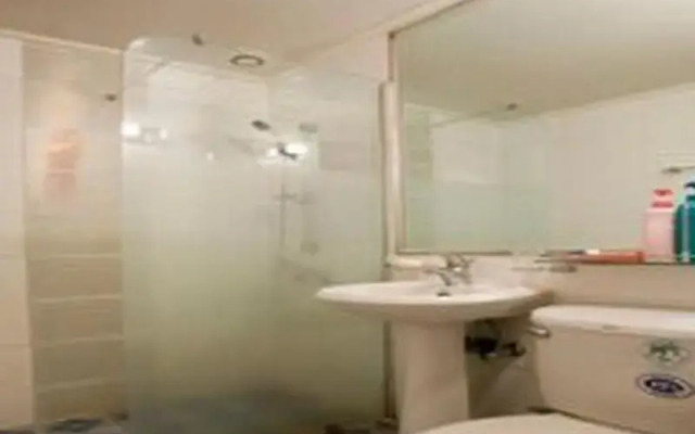 Goodstay Dove Hotel