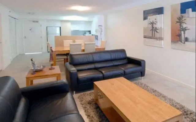 Seamark 504 Apartment