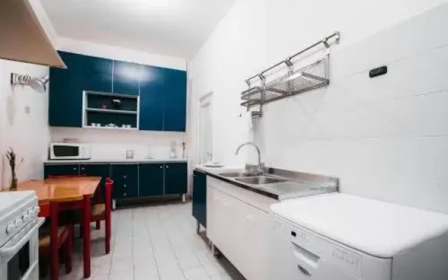 Piazza Bologna Halldis Apartments