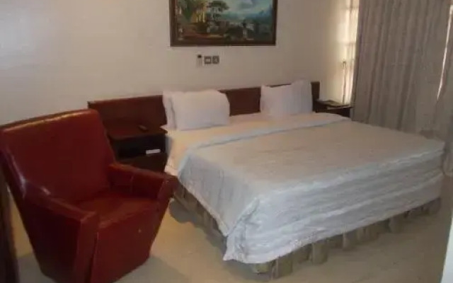 Conference Hotel & Suites Ijebu