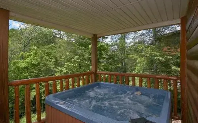 Live Laugh Love Pool Lodge