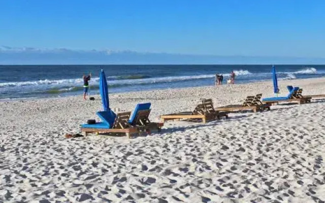 Crystal Shores West 1005