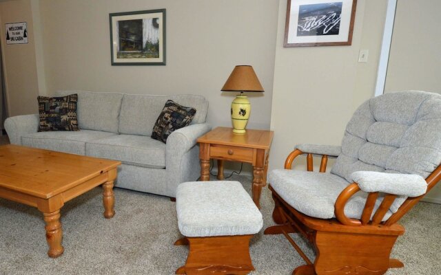 2 Br: Silvercreek 1215