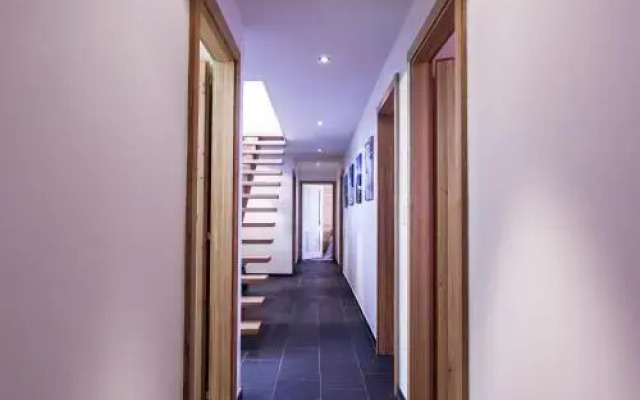 Swiss Alps Village Sarl