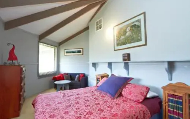 Alpzview Guesthouse