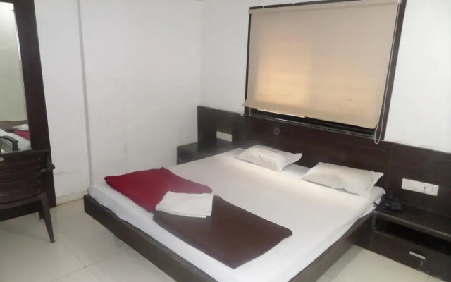 Hotel New Punjab