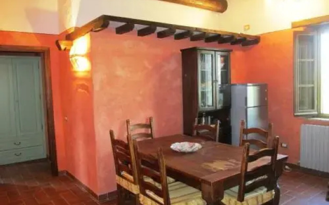 Casa Pindaro, immersa nel verde