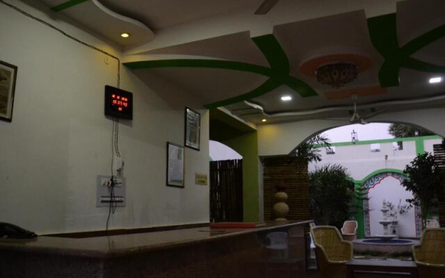 Anandam Palace by OYO Rooms