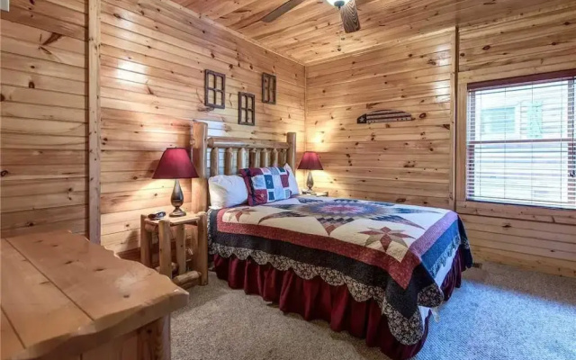 Day Dreamer - Four Bedroom Cabin