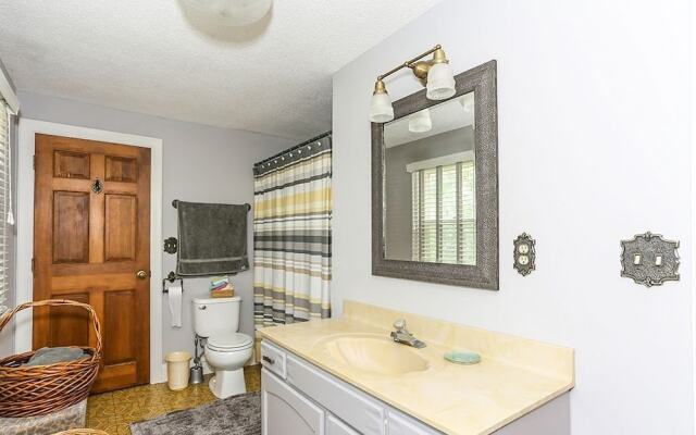 803 Commercial St Home