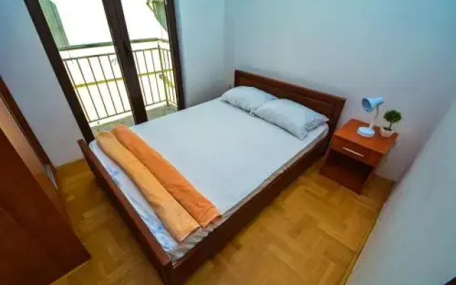 Apartments Marinic