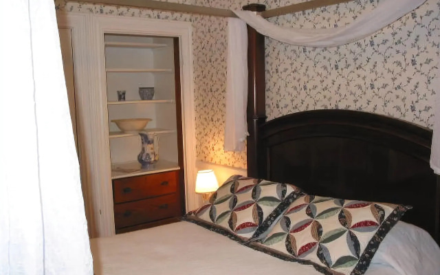 The Linden Tree Inn